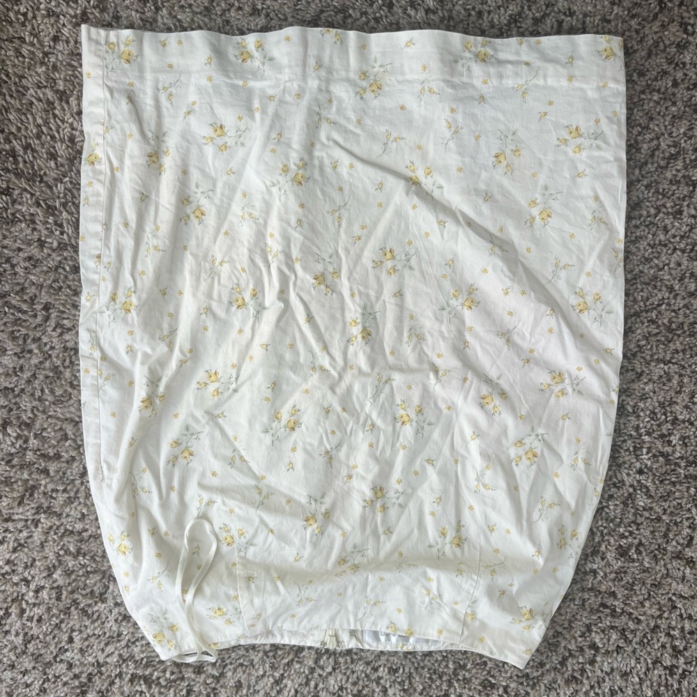 Floral White Jones and Co Skirt